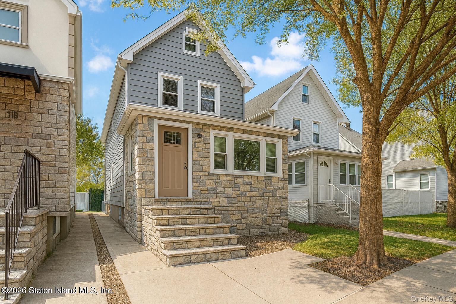 Single Family Laforge Ave Staten Island, NY 10302, MLS-939300-3