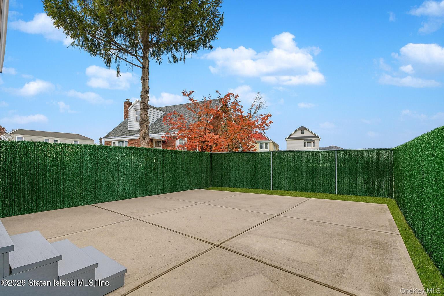 Single Family Laforge Ave  Staten Island, NY 10302, MLS-939300-31