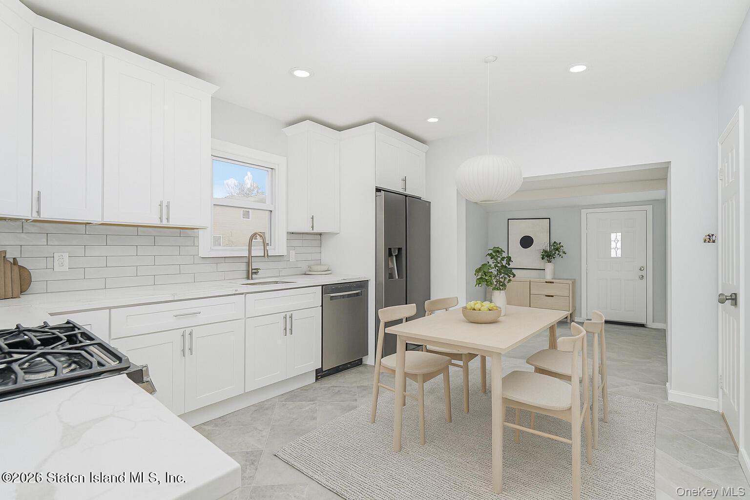Single Family Laforge Ave Staten Island, NY 10302, MLS-939300-9