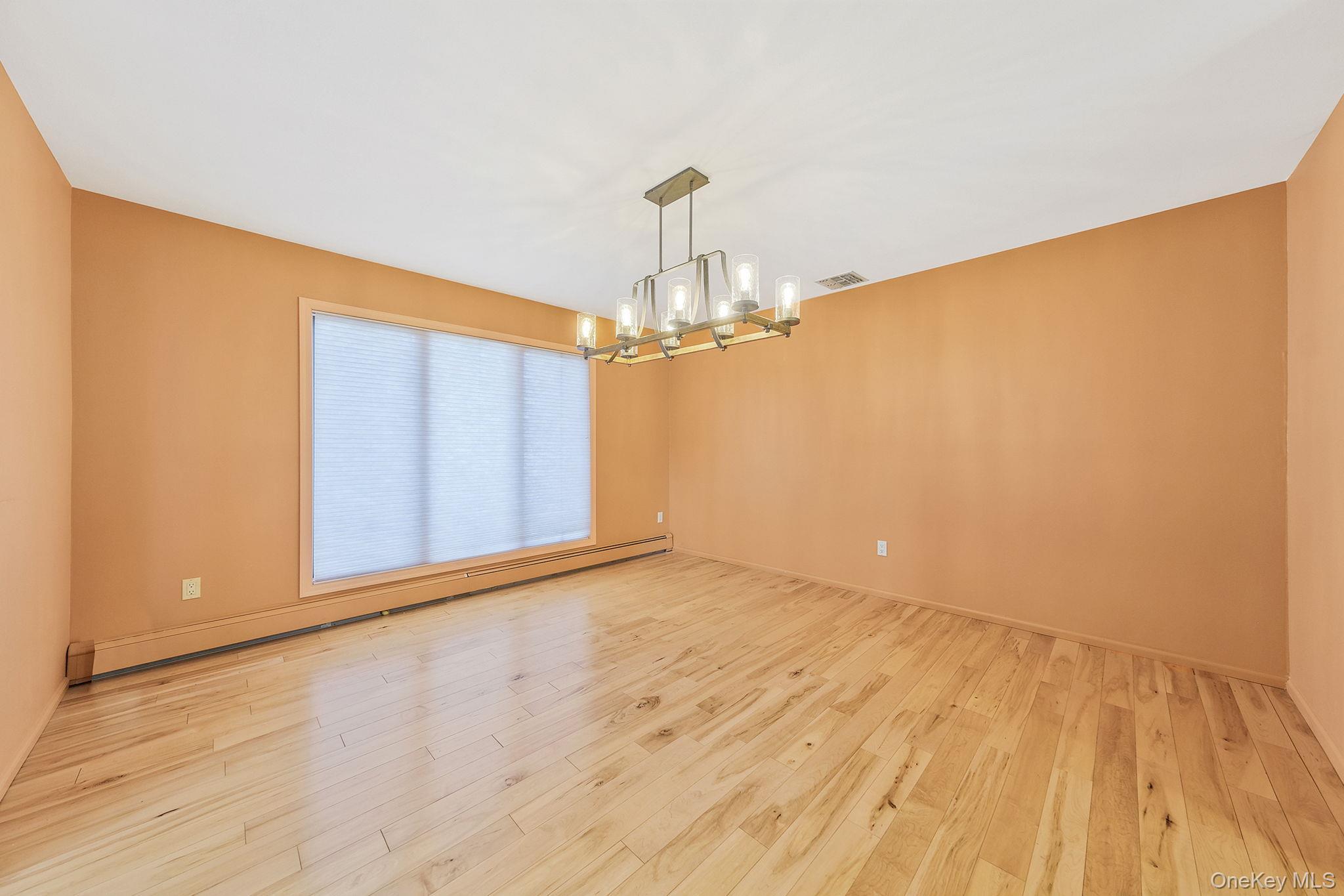 Single Family Cori Suffolk County, NY 11716, MLS-939307-18