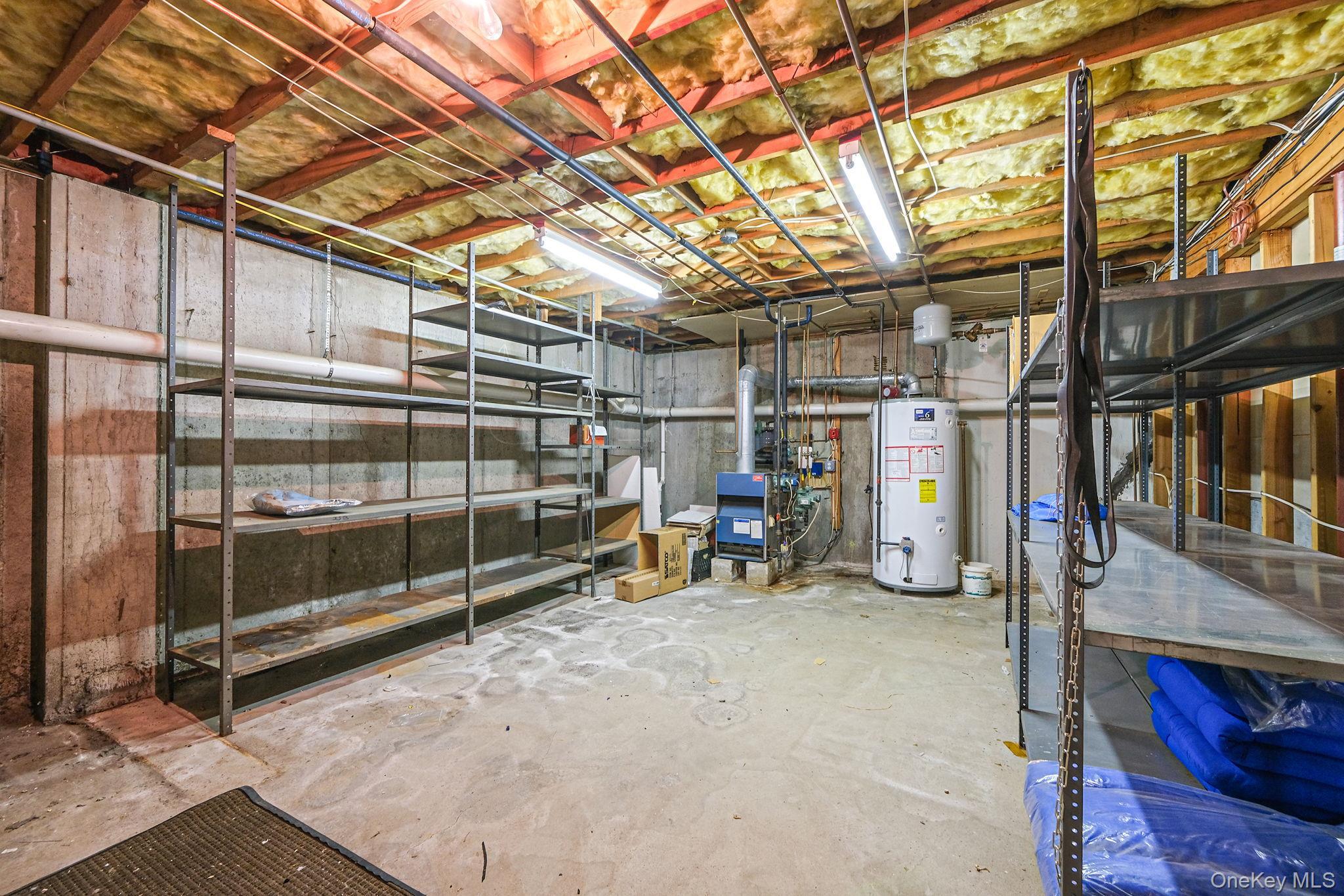 Single Family Cori Suffolk County, NY 11716, MLS-939307-40