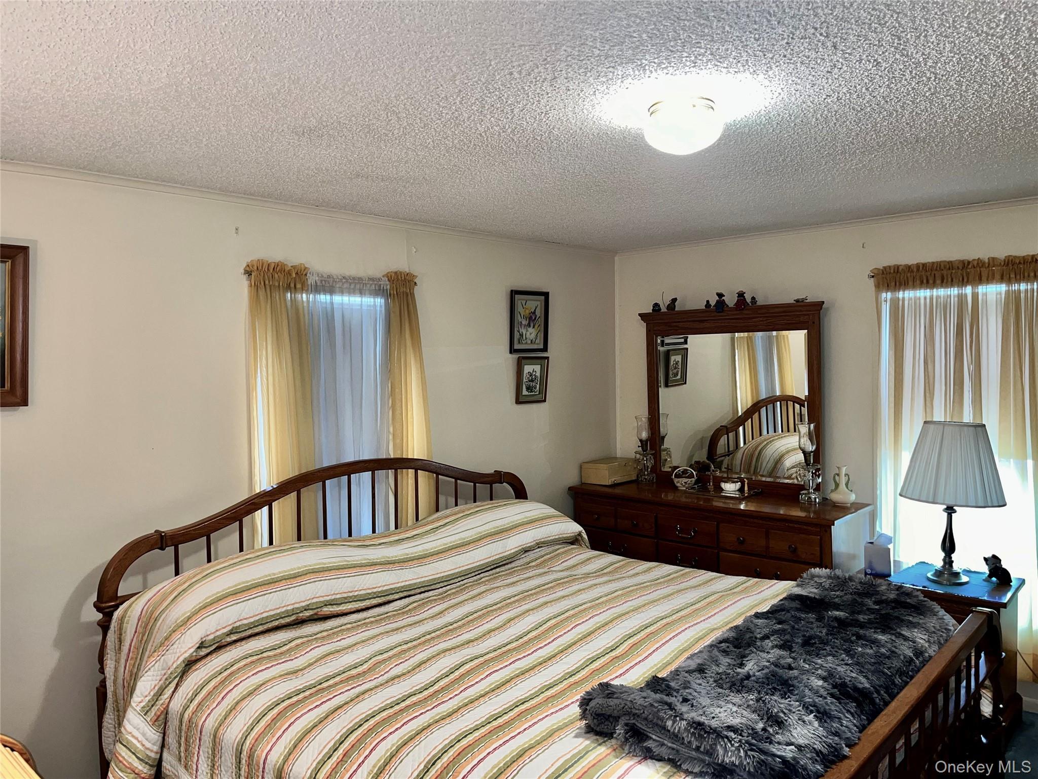 Single Family North Mountainview Mh  Rockland County, NY 10950, MLS-939316-11