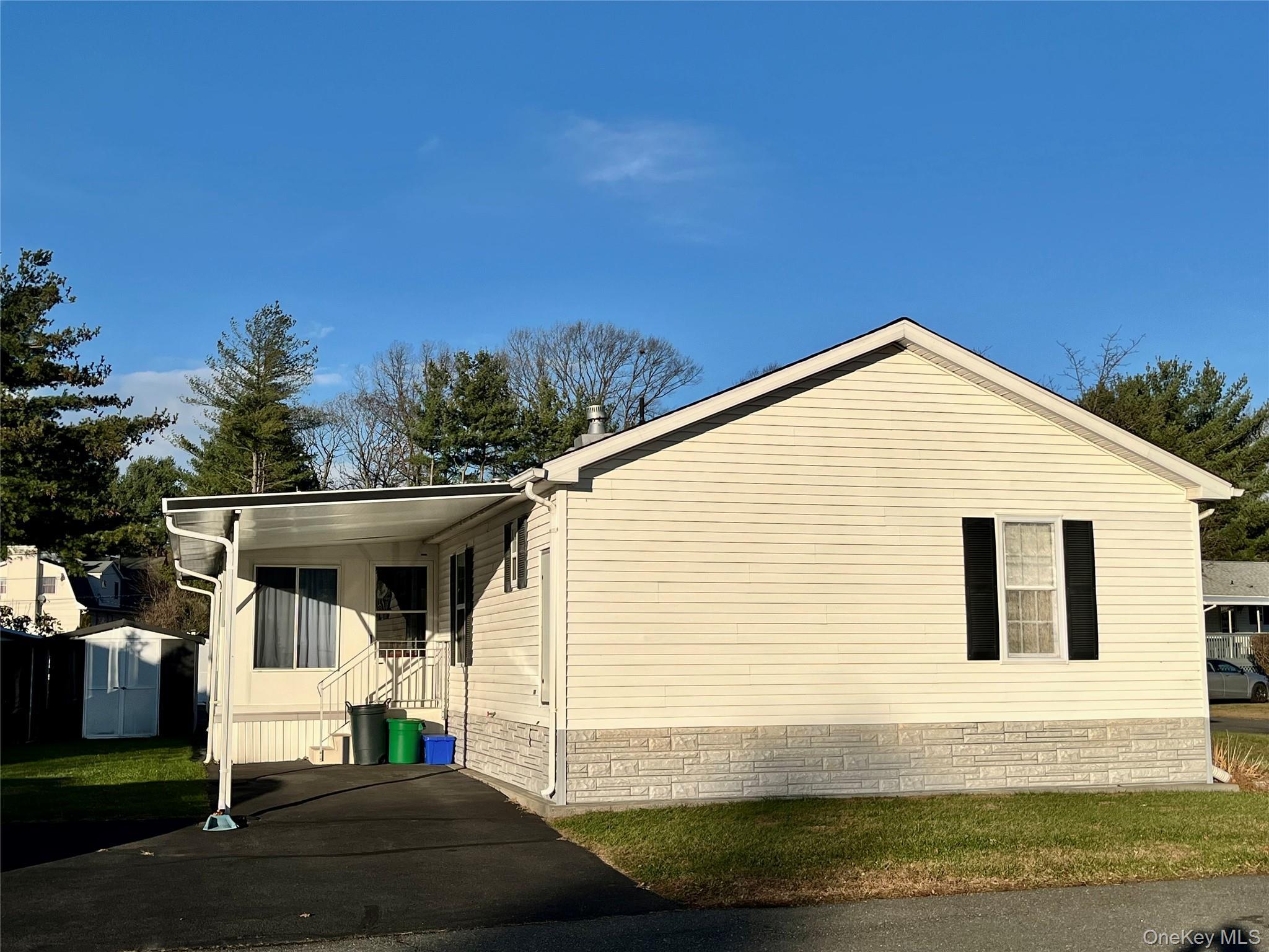 Single Family North Mountainview Mh  Rockland County, NY 10950, MLS-939316-25