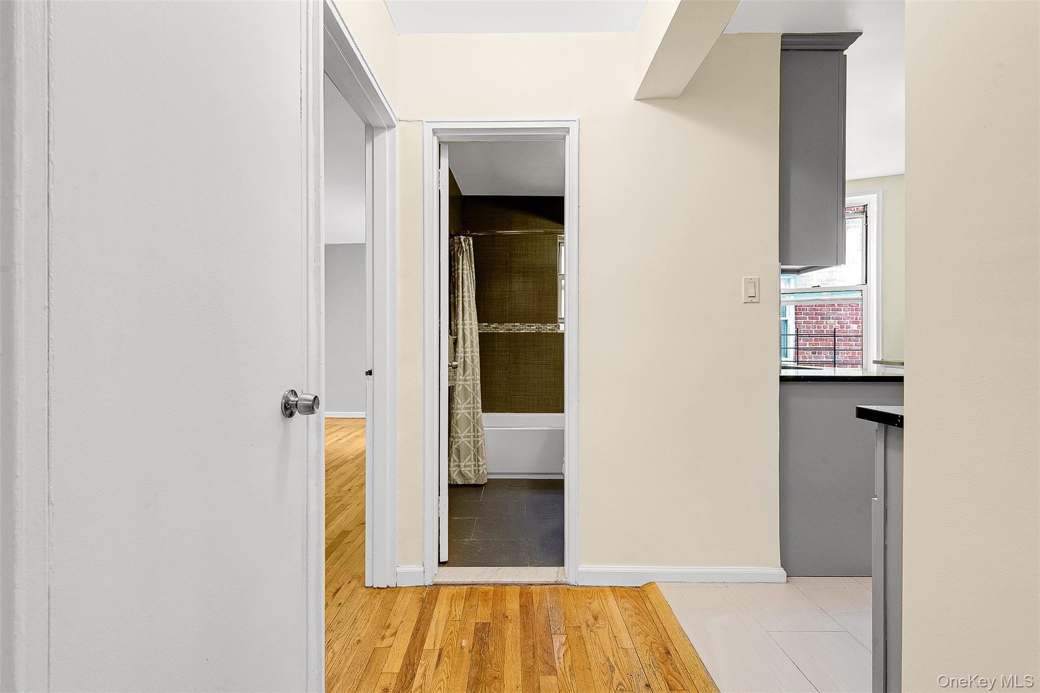 Coop Clyde  Queens, NY 11375, MLS-939325-18