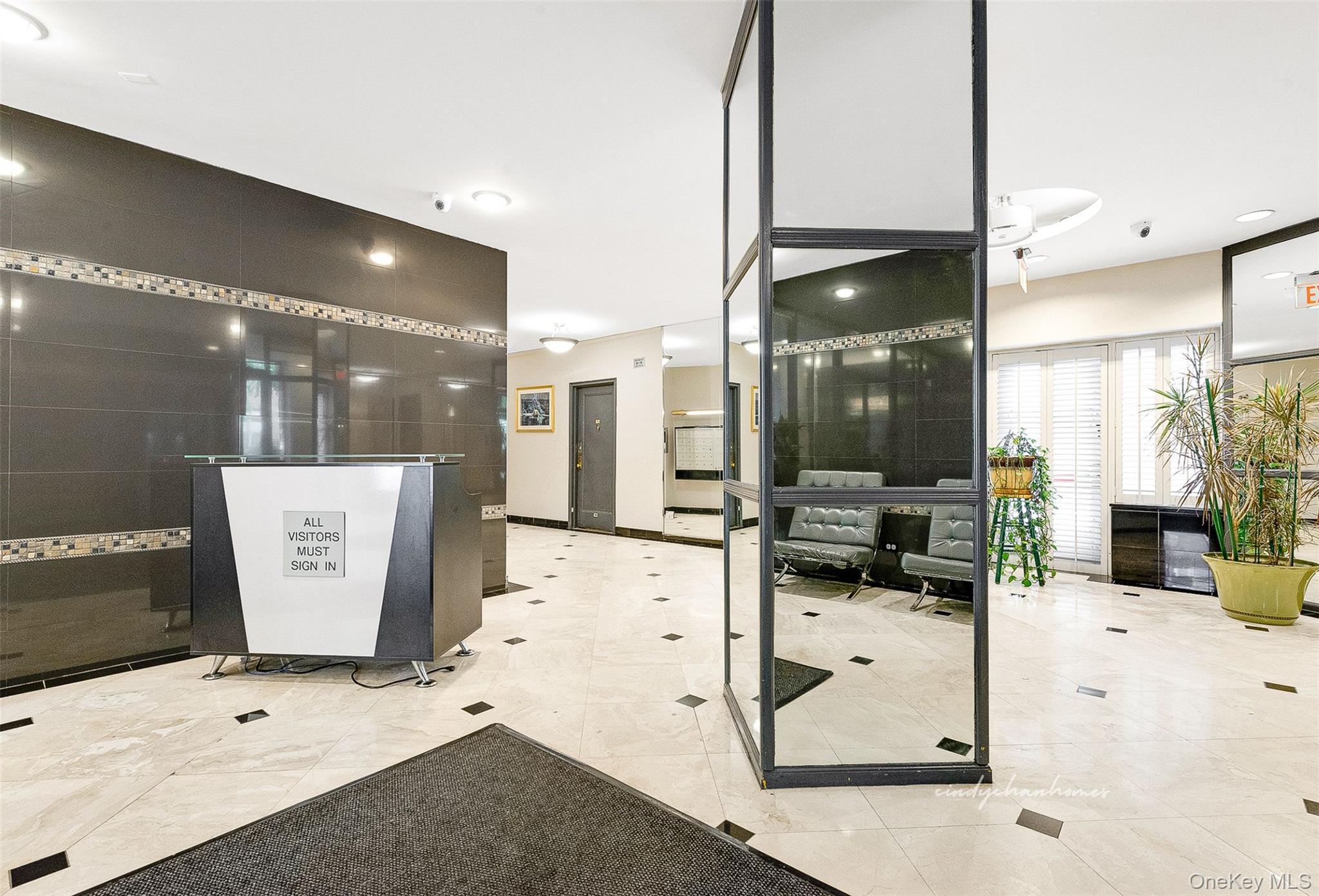 Coop Clyde  Queens, NY 11375, MLS-939325-3