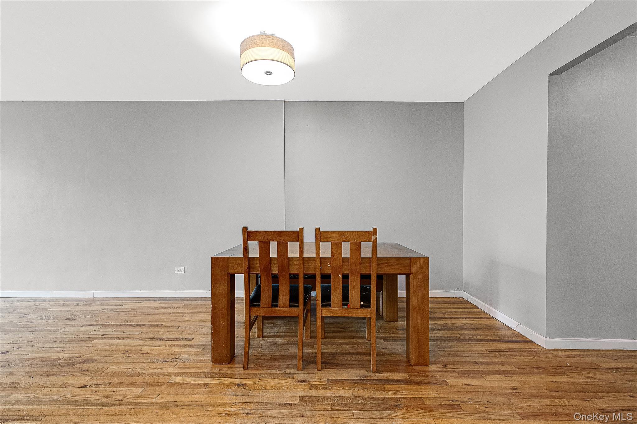 Coop Clyde  Queens, NY 11375, MLS-939325-8