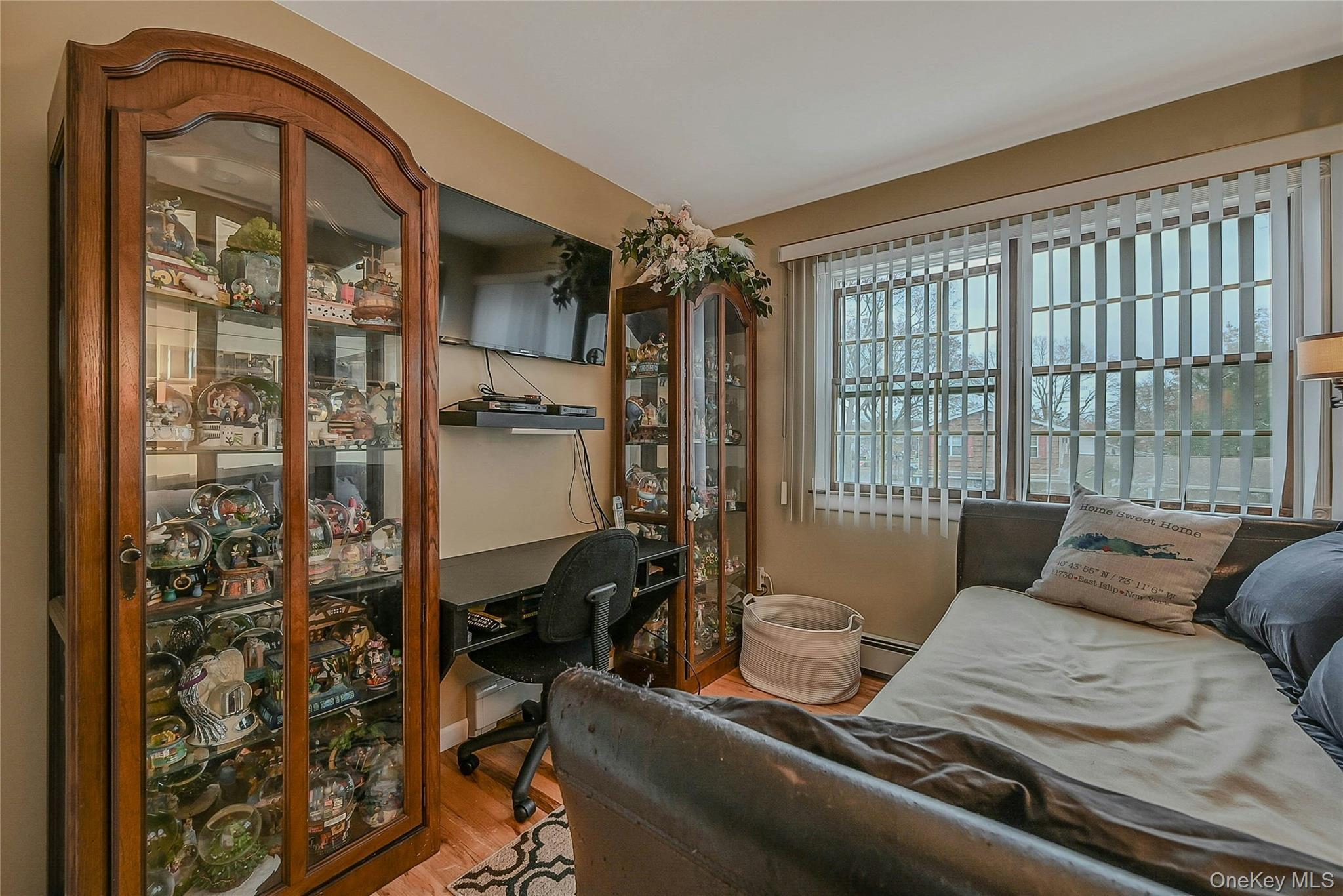 Single Family Rosemary Suffolk County, NY 11730, MLS-939327-30