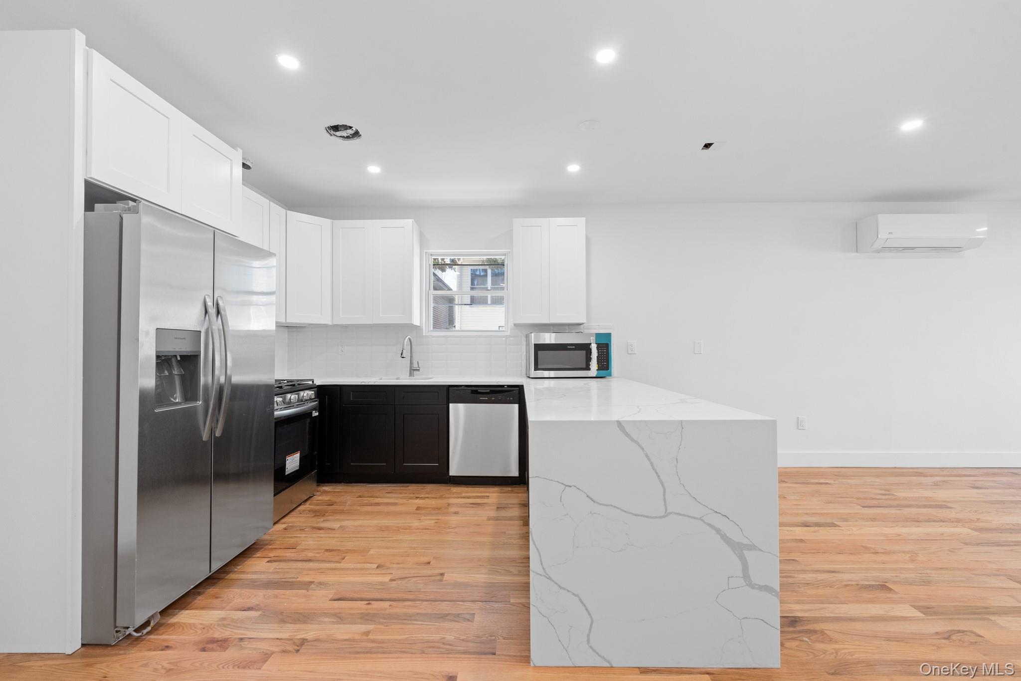 Single Family 85th Queens, NY 11421, MLS-939339-3