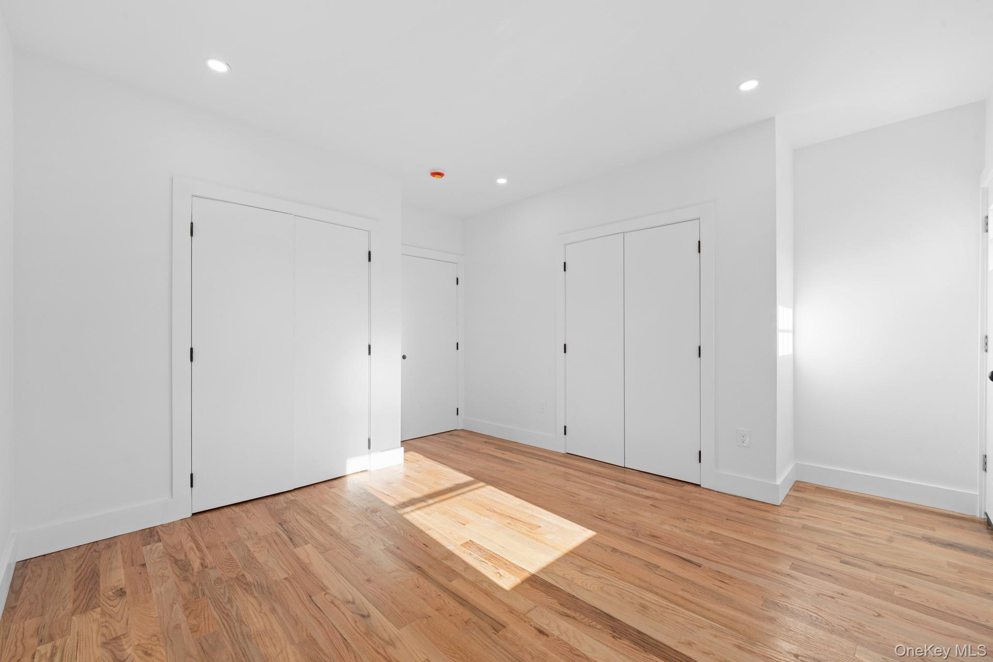 Single Family 85th Queens, NY 11421, MLS-939339-9