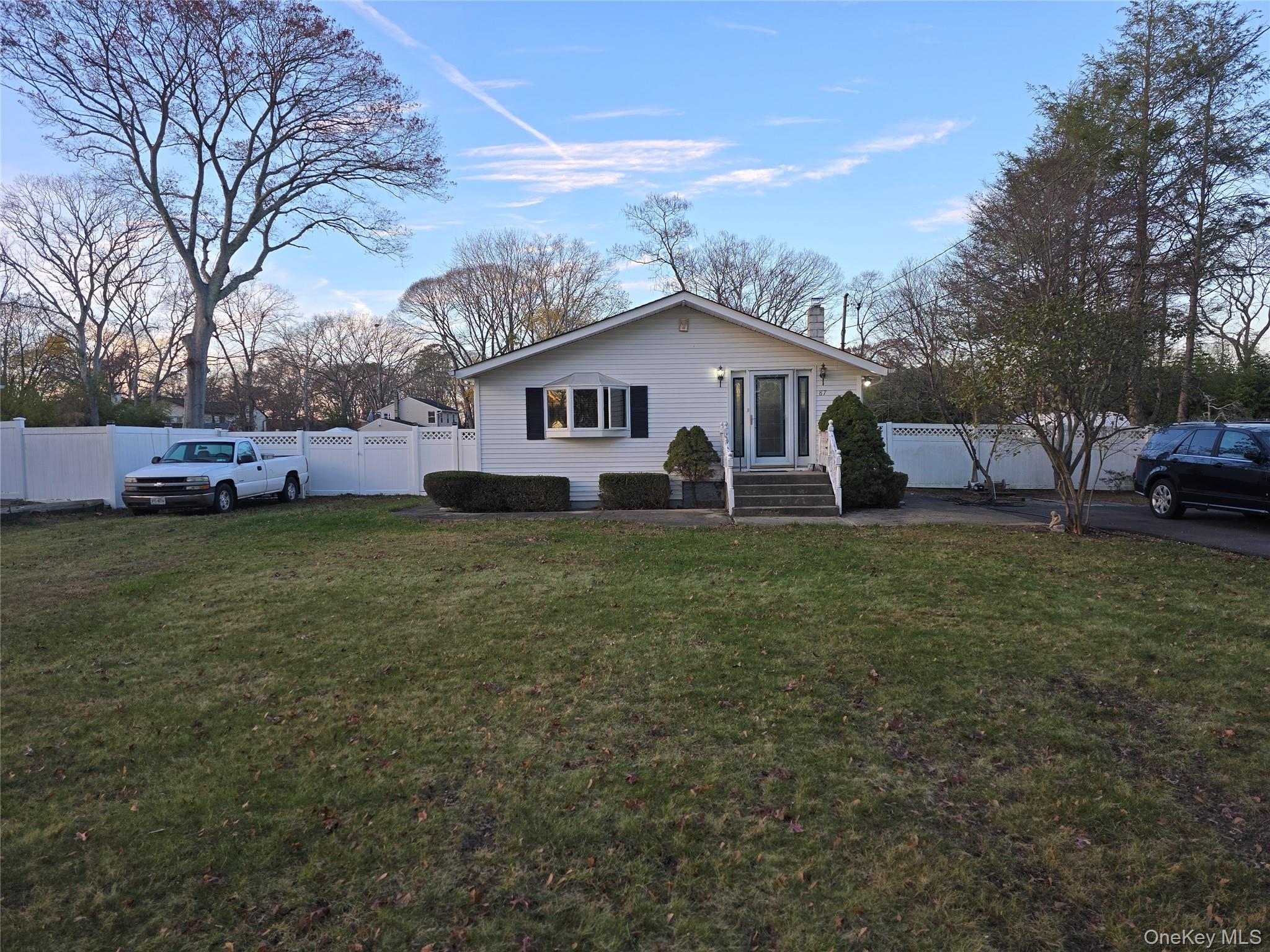 Single Family Columbus  Suffolk County, NY 11722, MLS-939350-3