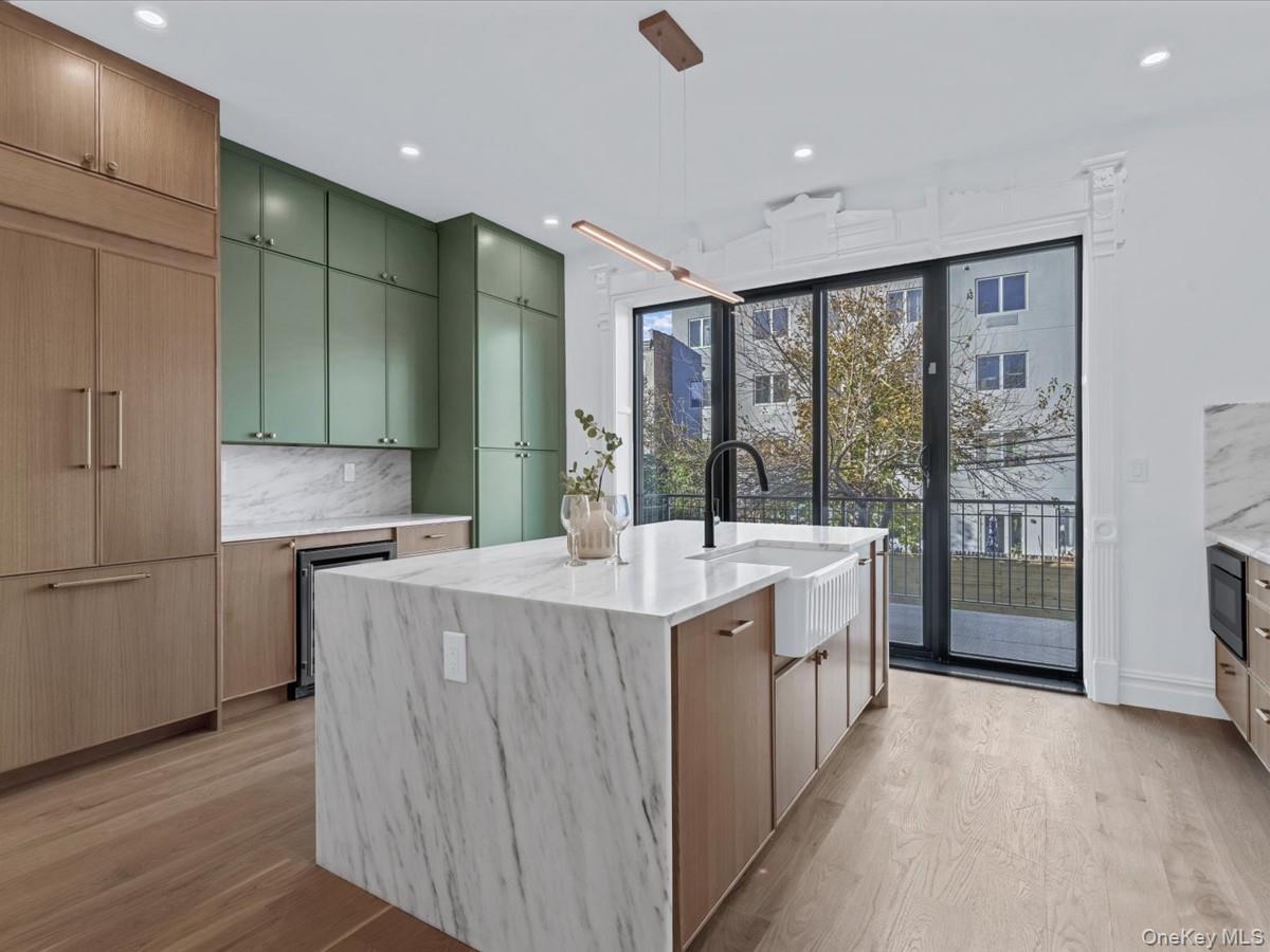 Single Family Hancock Street  Brooklyn, NY 11233, MLS-939363-2