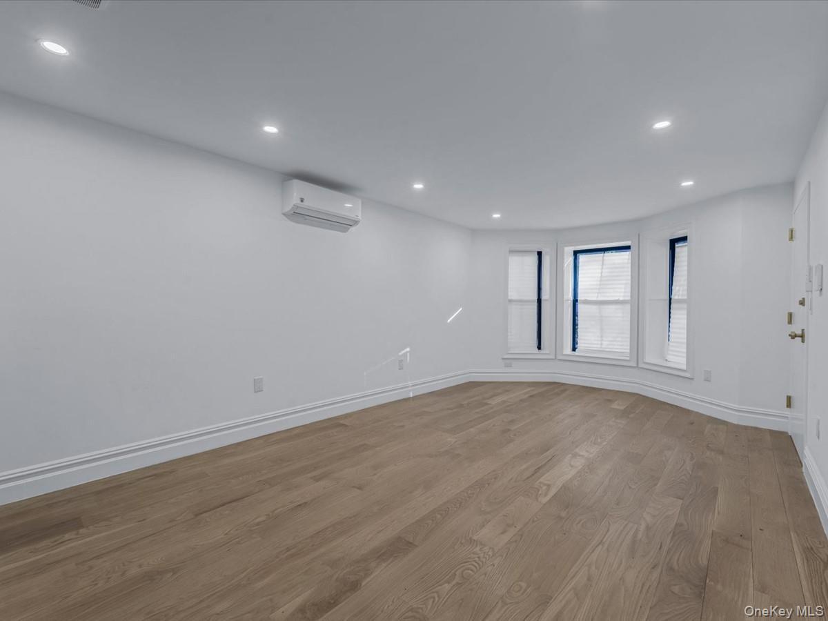 Single Family Hancock Street  Brooklyn, NY 11233, MLS-939363-27