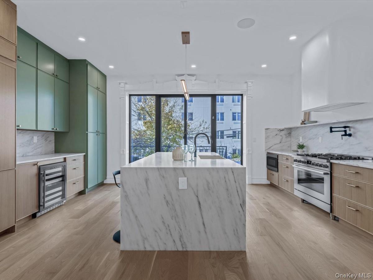 Single Family Hancock Street  Brooklyn, NY 11233, MLS-939363-5