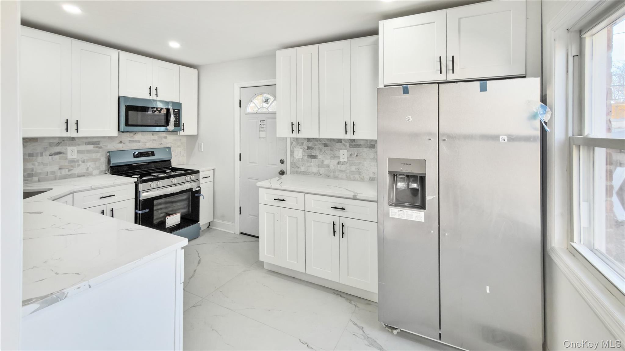 Single Family Circle  Nassau County, NY 11550, MLS-939378-15