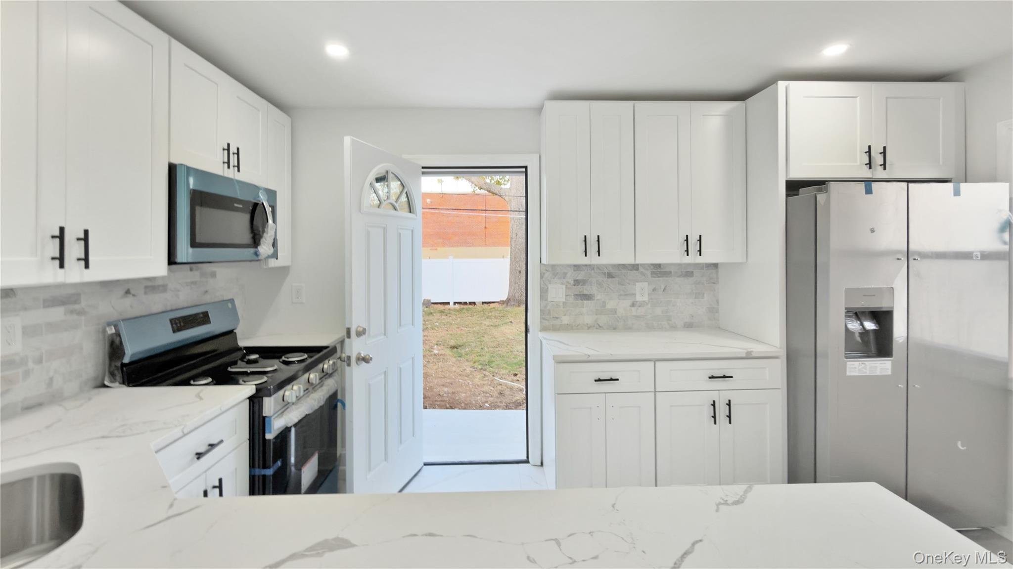 Single Family Circle  Nassau County, NY 11550, MLS-939378-18