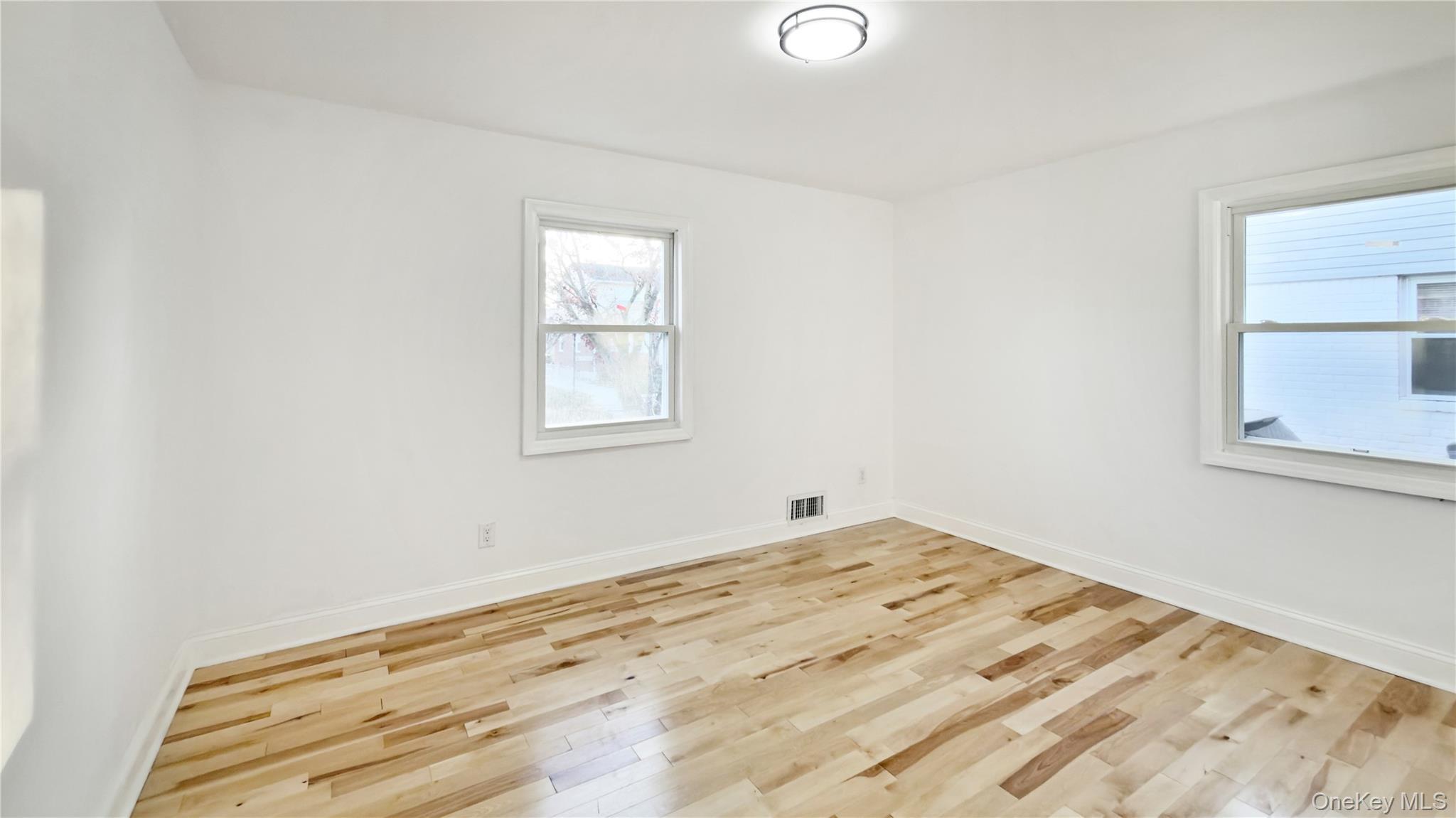 Single Family Circle  Nassau County, NY 11550, MLS-939378-19