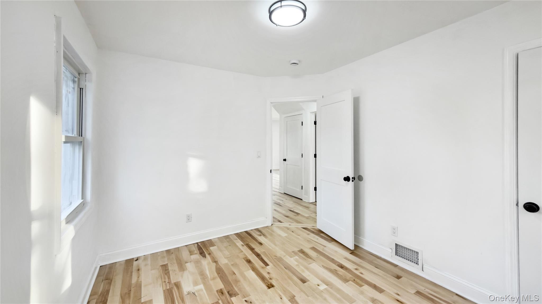 Single Family Circle  Nassau County, NY 11550, MLS-939378-22