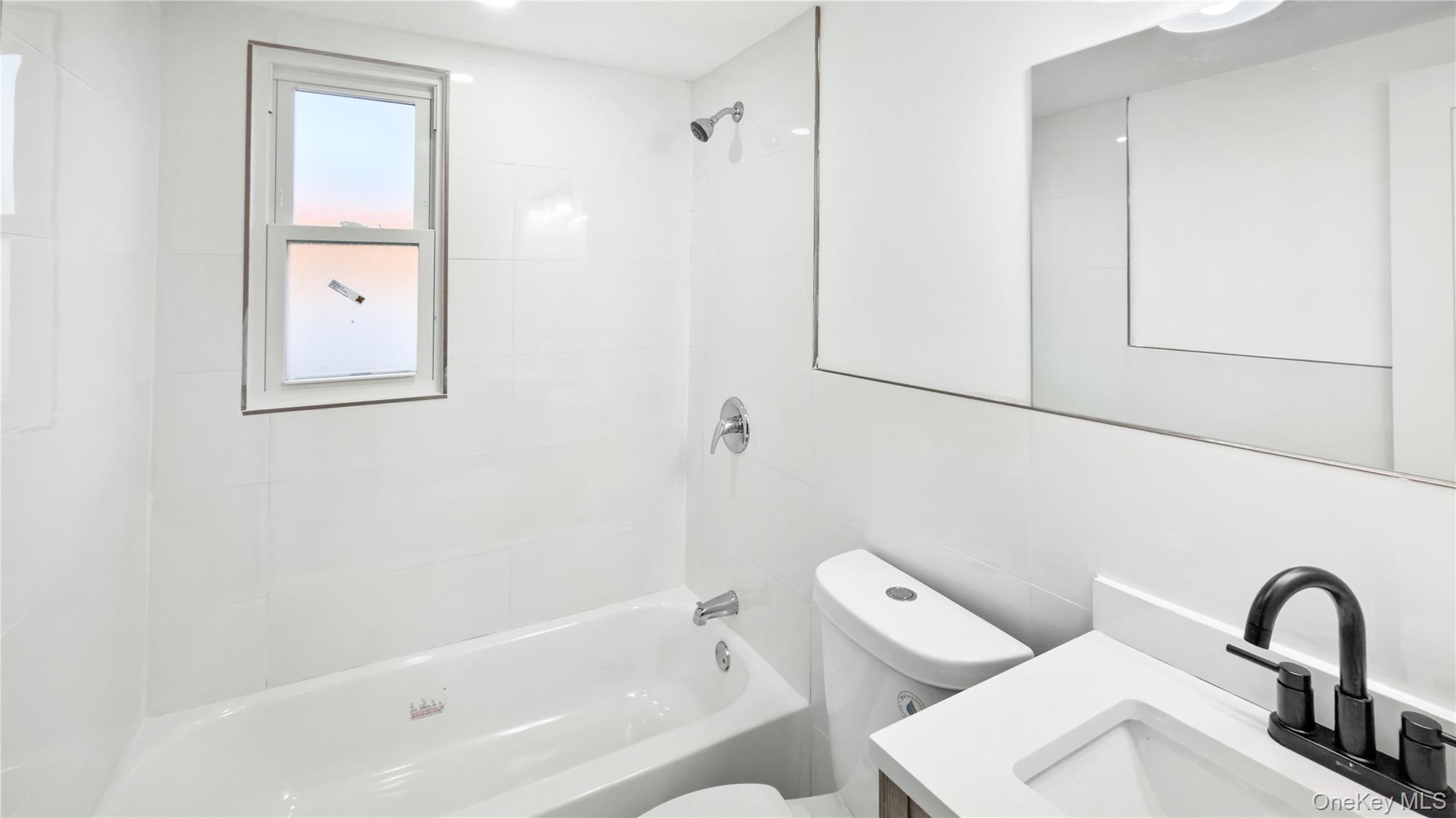 Single Family Circle  Nassau County, NY 11550, MLS-939378-23