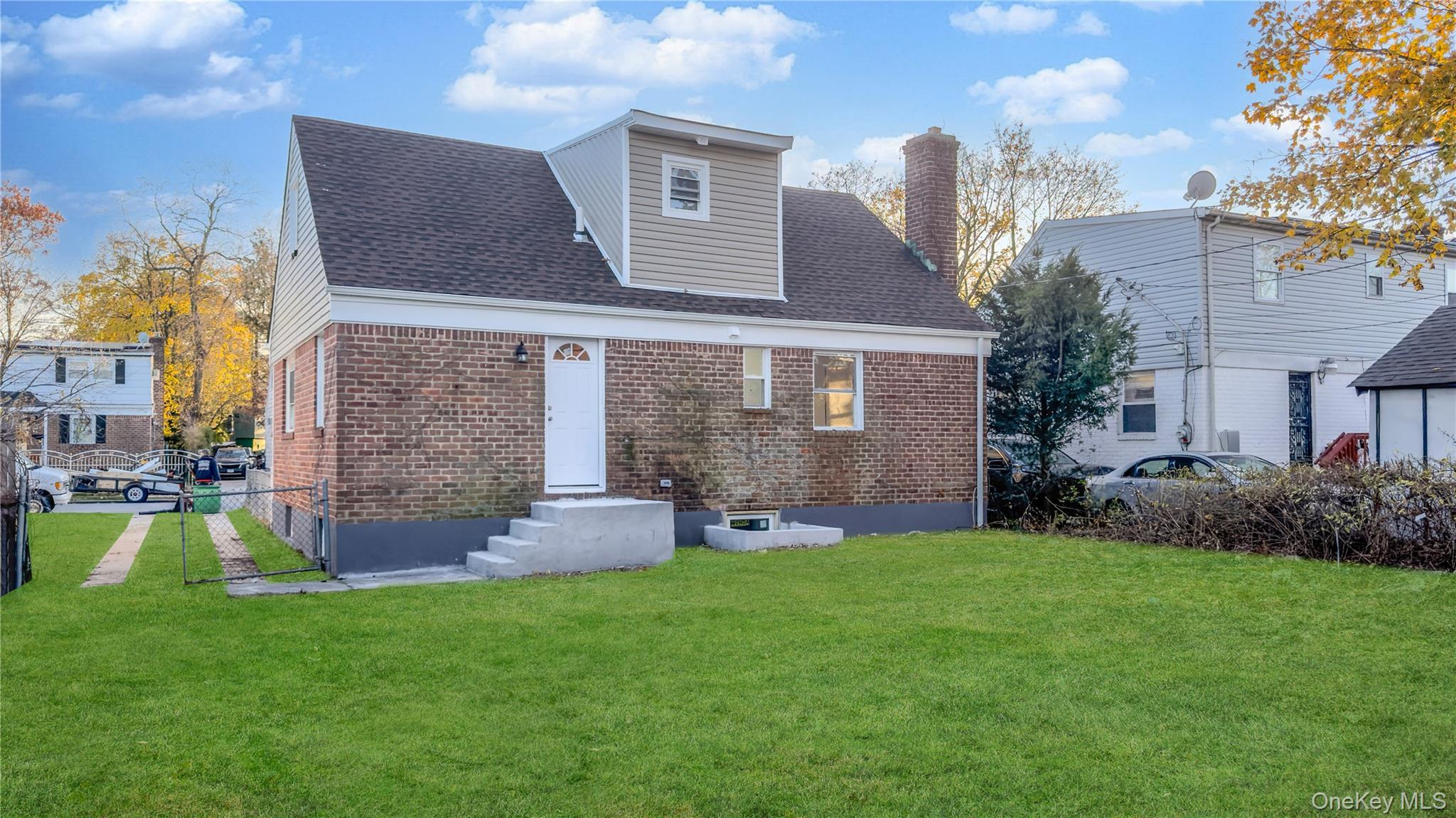 Single Family Circle  Nassau County, NY 11550, MLS-939378-39