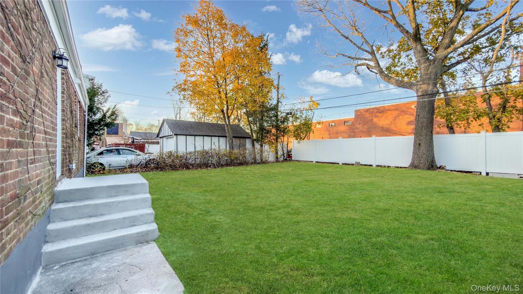 Single Family Circle  Nassau County, NY 11550, MLS-939378-44