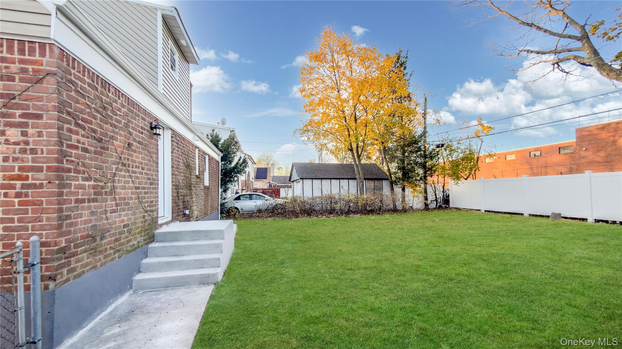 Single Family Circle  Nassau County, NY 11550, MLS-939378-45