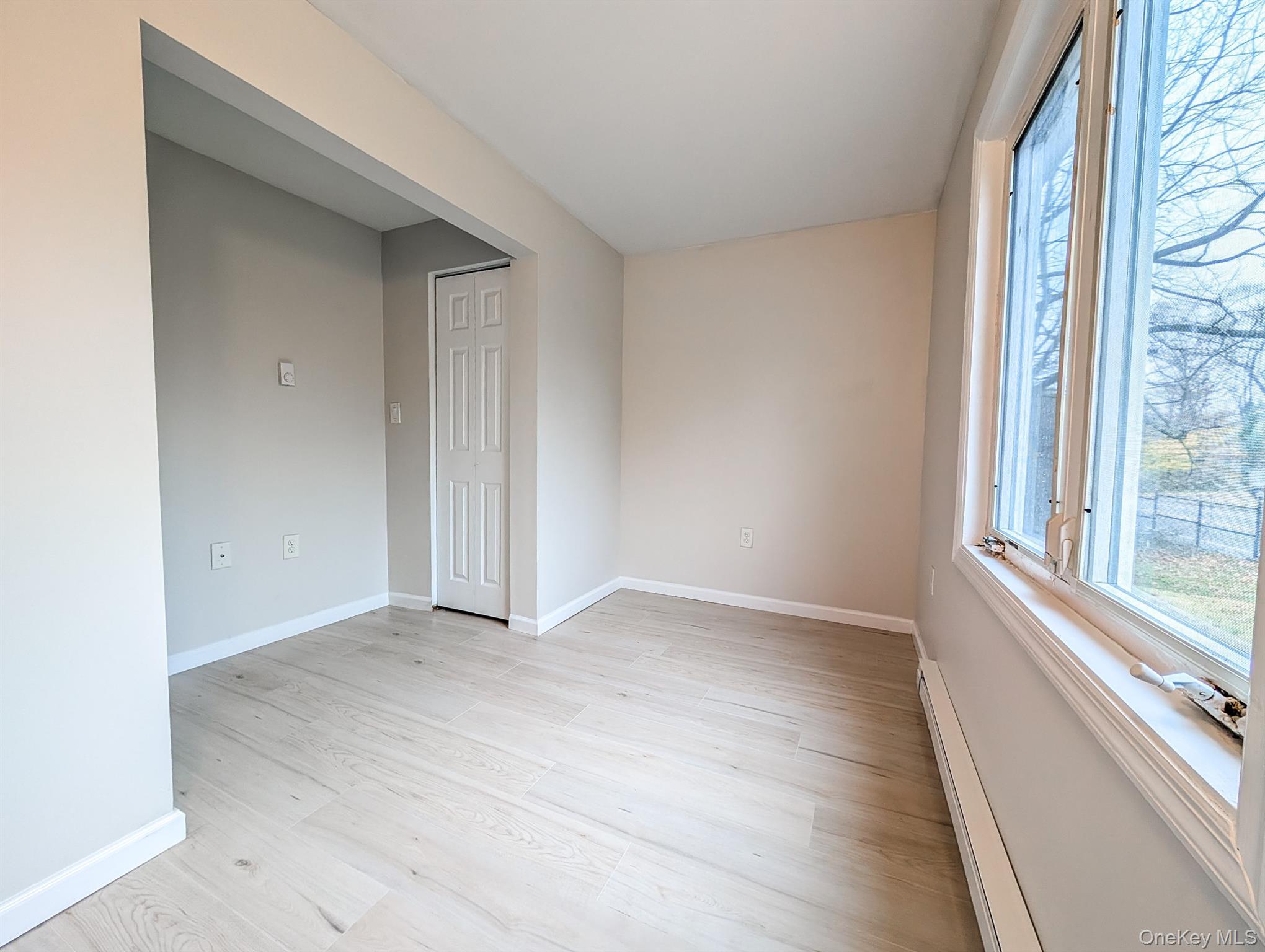 Single Family Joshuas Suffolk County, NY 11722, MLS-939399-11