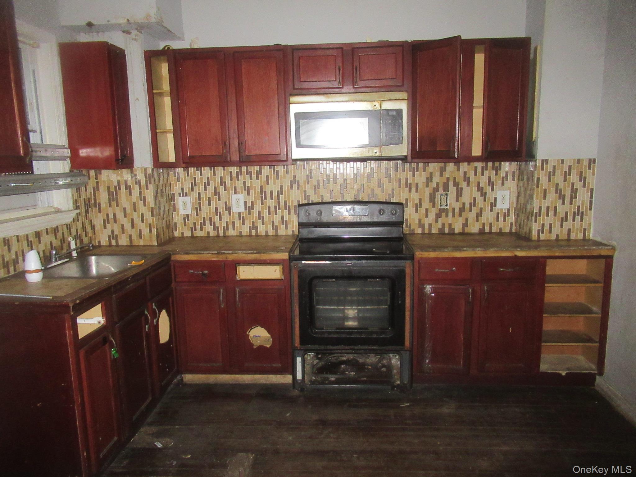 Single Family Carpenter Orange County, NY 12550, MLS-939402-4