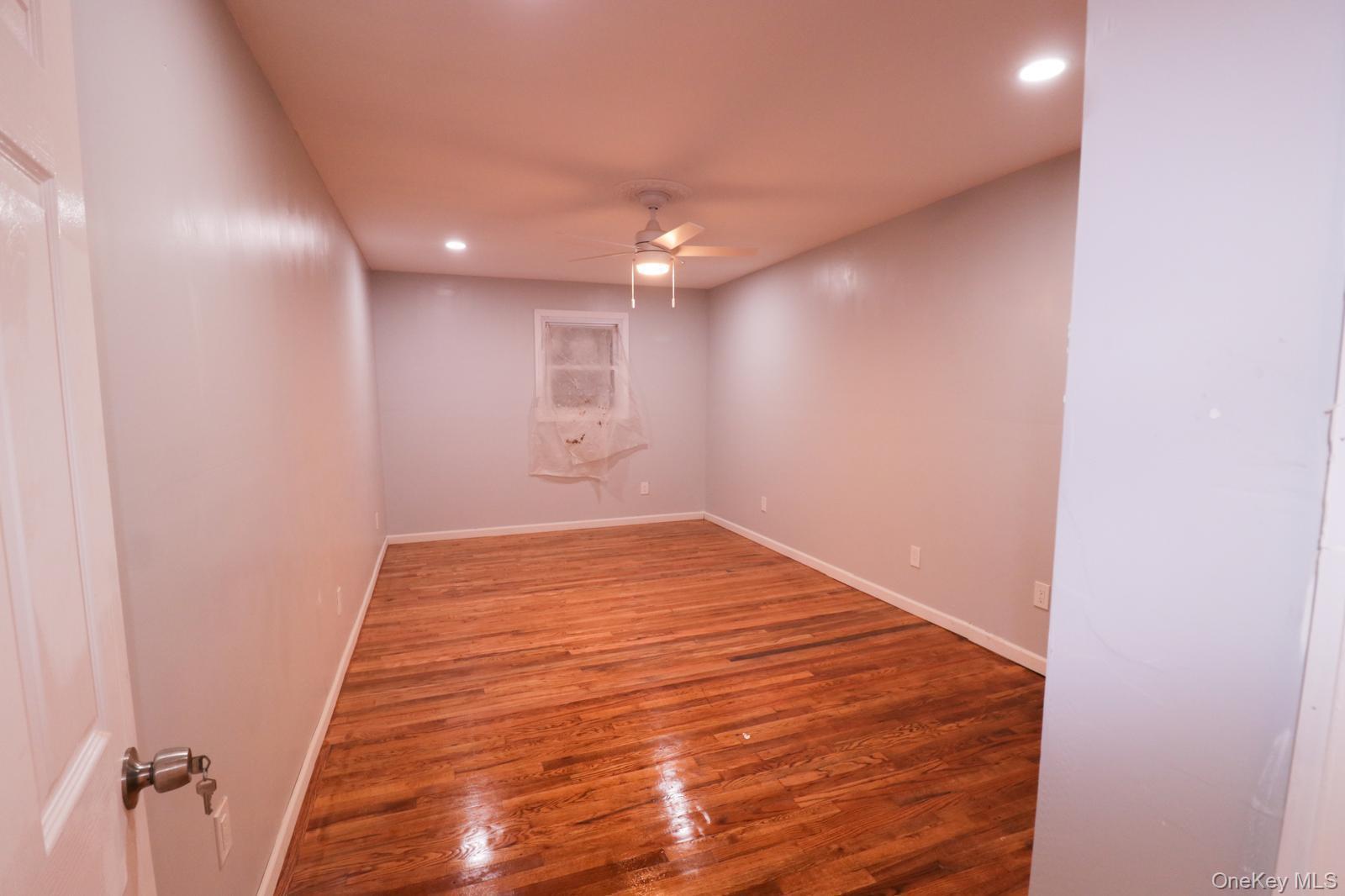 Single Family 220th  Queens, NY 11411, MLS-939425-4