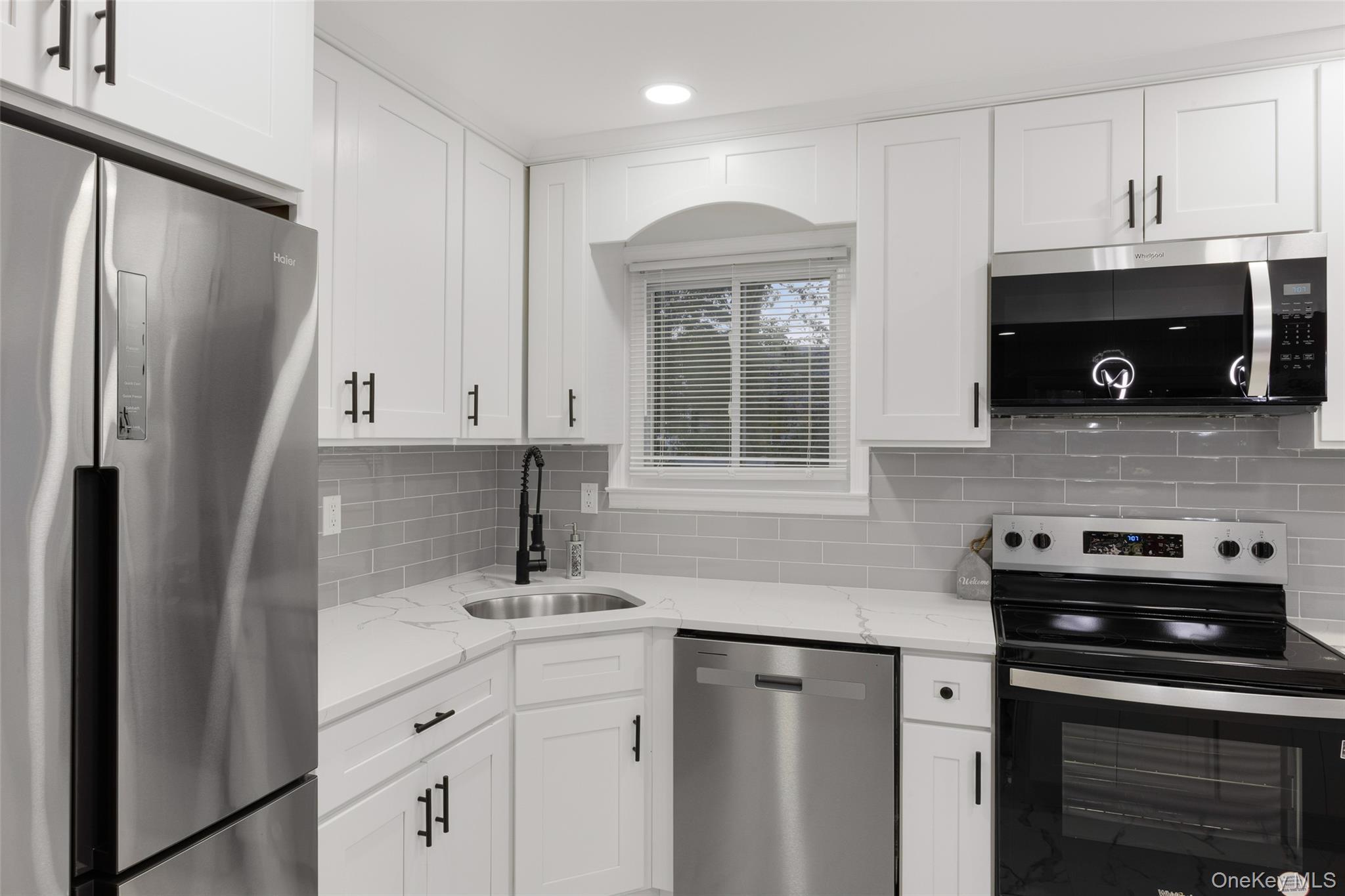 Single Family Ronald Suffolk County, NY 11701, MLS-939446-6