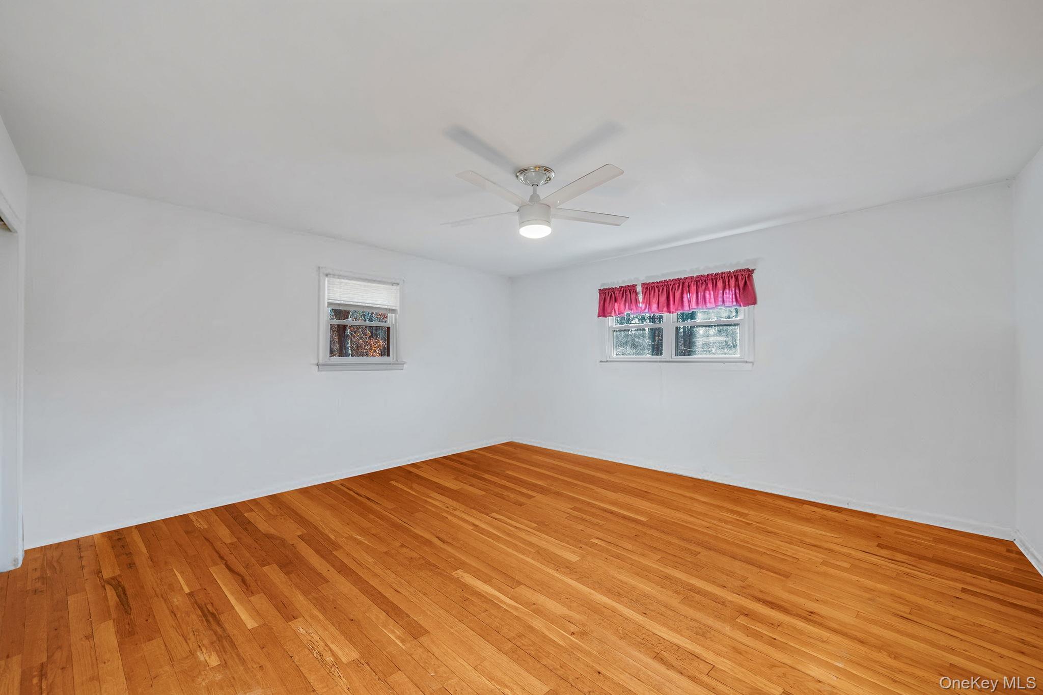 Single Family Coram Swezeytown Suffolk County, NY 11727, MLS-939457-17