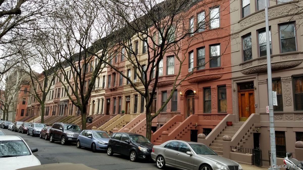 Condo W 137th Street Manhattan, NY 10030, MLS-939464-23