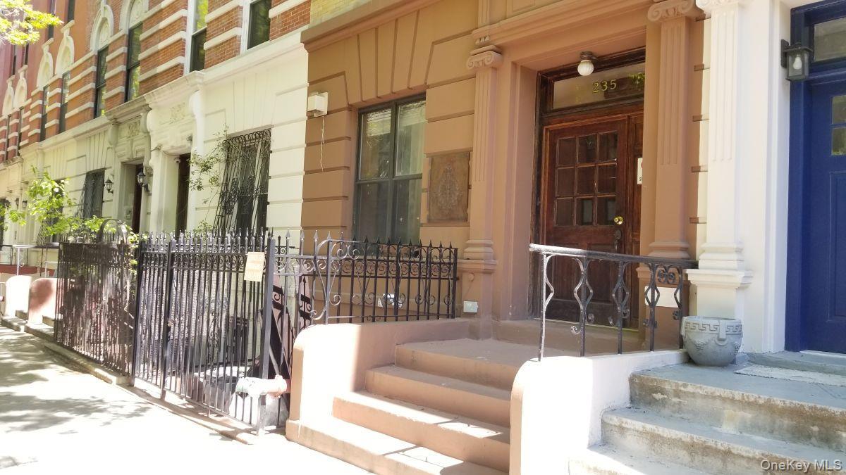 Condo W 137th Street Manhattan, NY 10030, MLS-939464-25