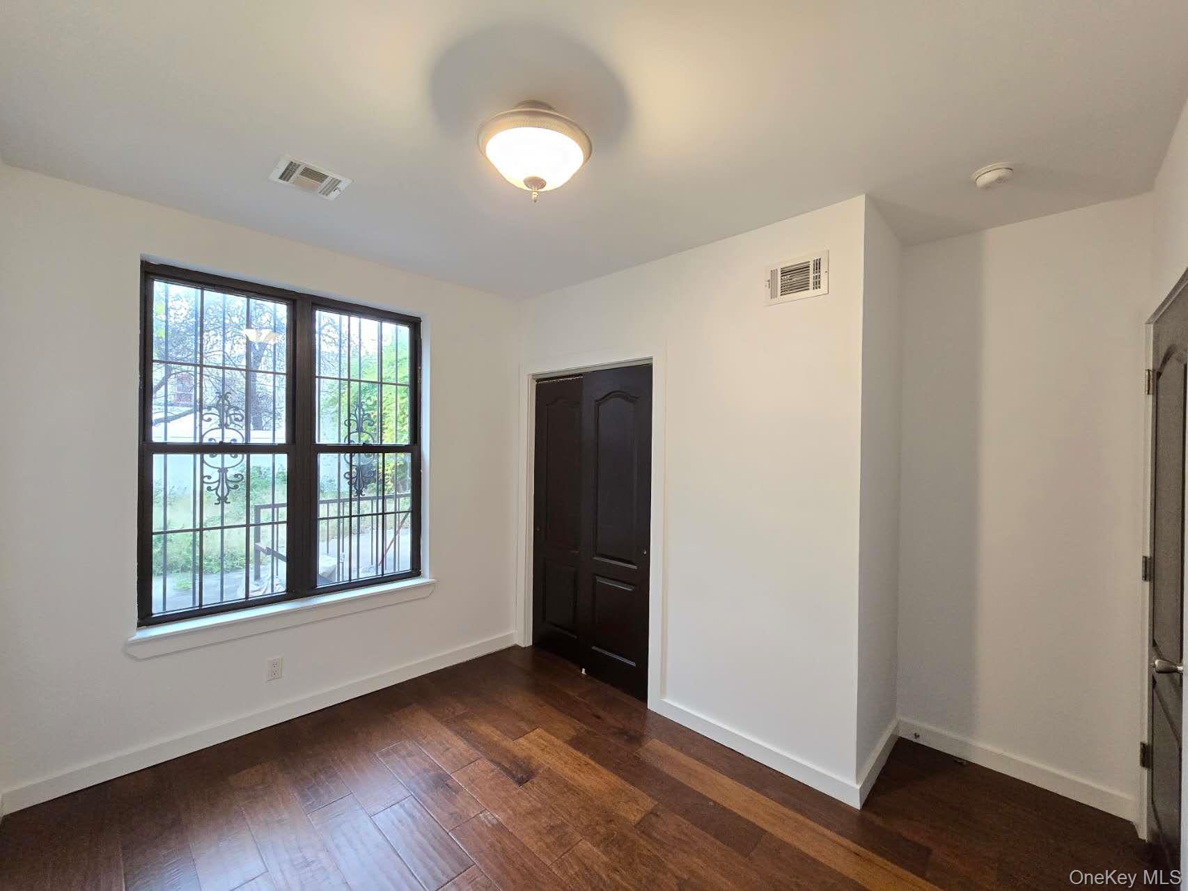 Single Family Noll  Brooklyn, NY 11206, MLS-939497-16