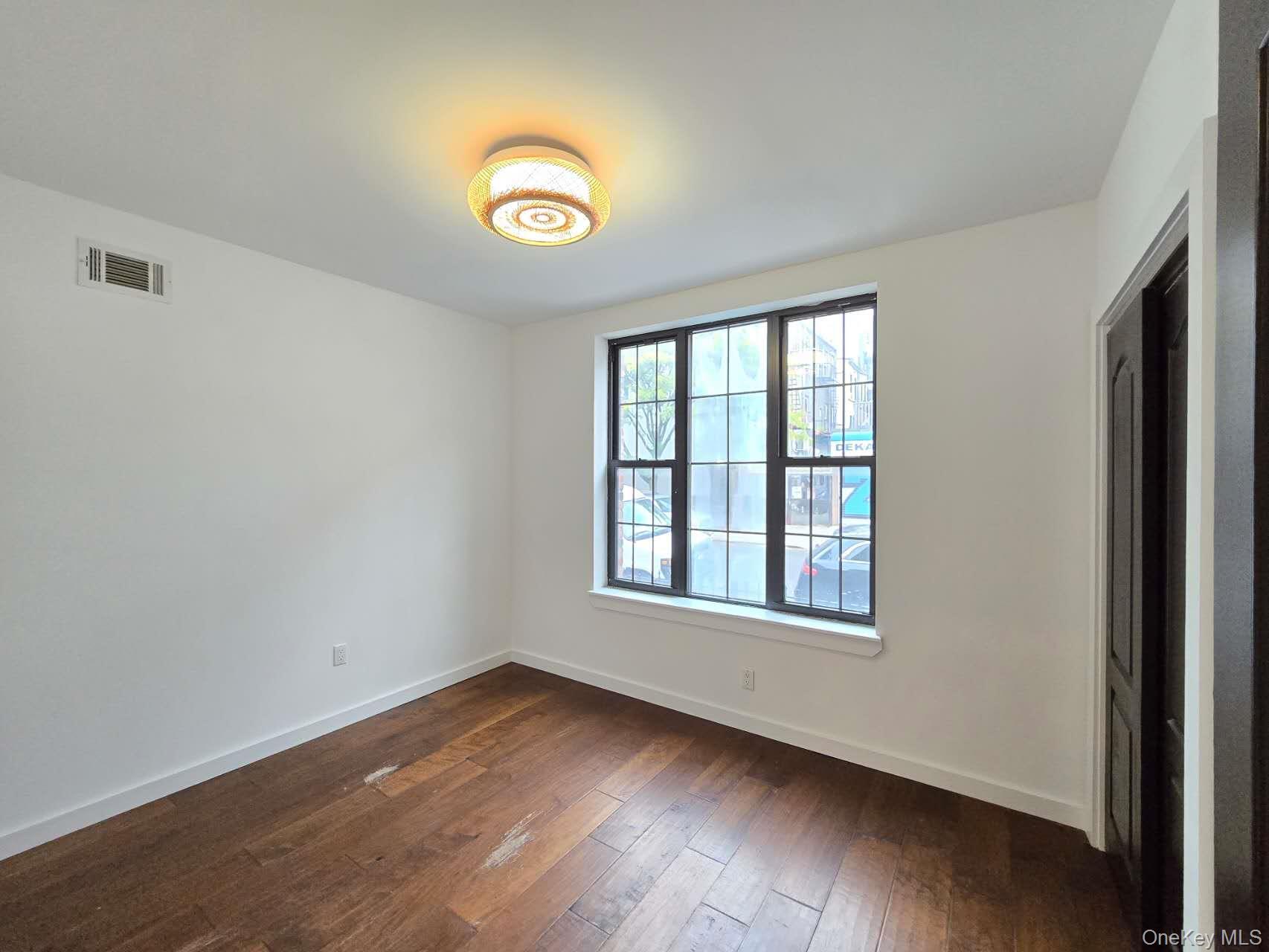 Single Family Noll  Brooklyn, NY 11206, MLS-939497-18