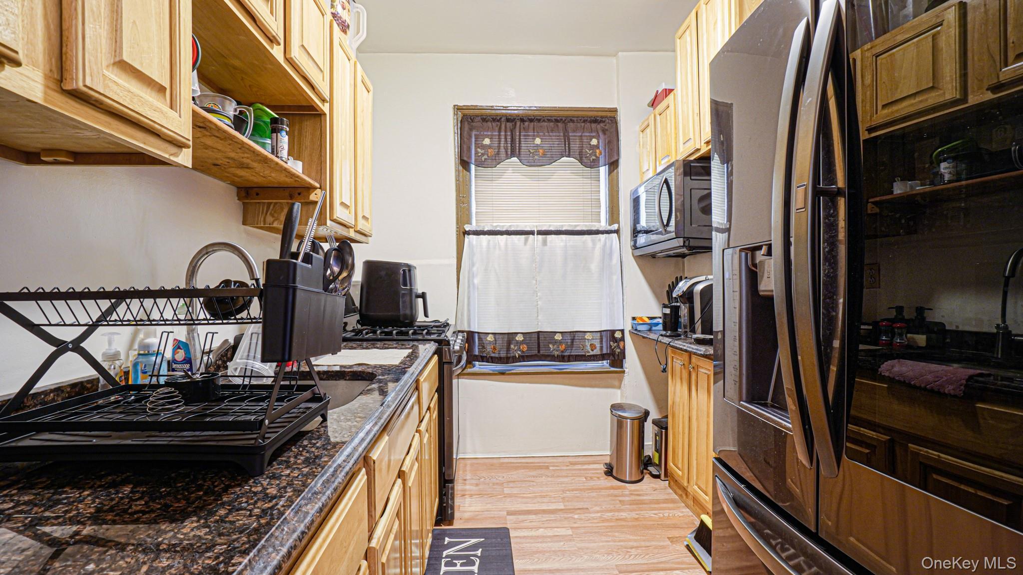 Single Family Commonwealth Bronx, NY 10472, MLS-939500-17