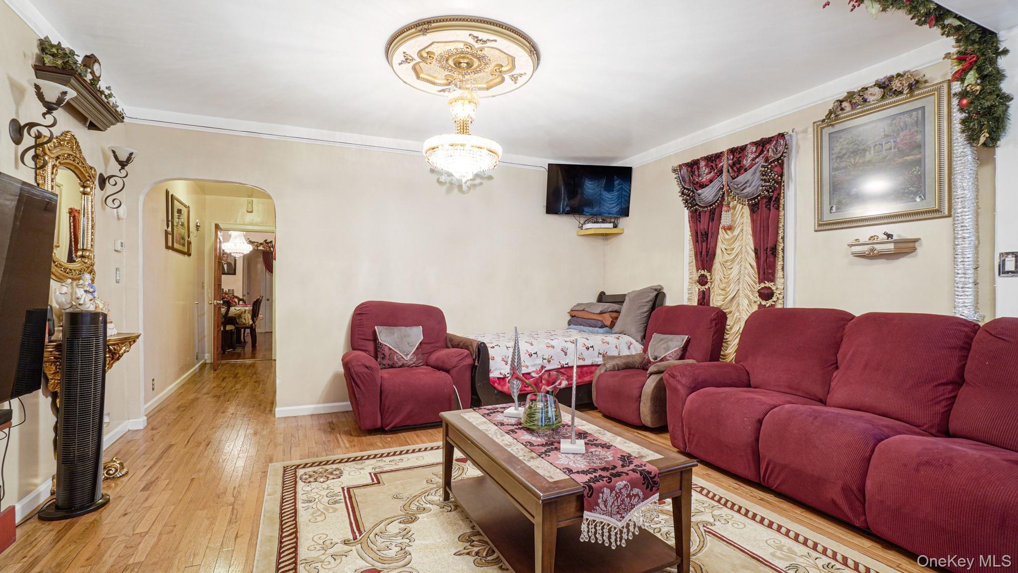 Single Family Commonwealth Bronx, NY 10472, MLS-939500-5