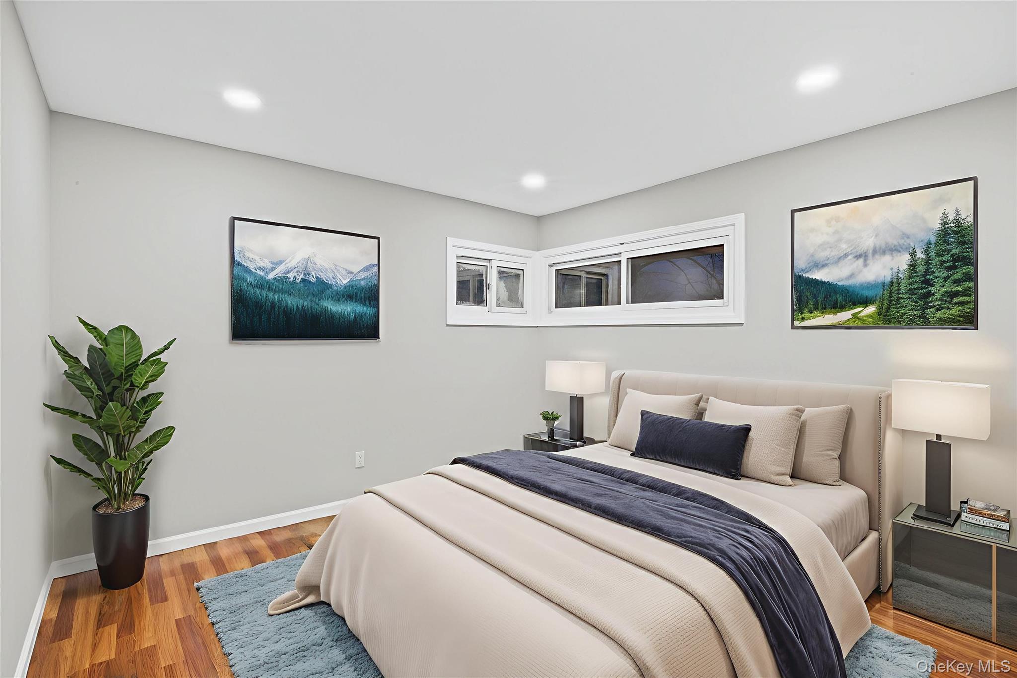 Single Family Hilltop Suffolk County, NY 11717, MLS-939512-17