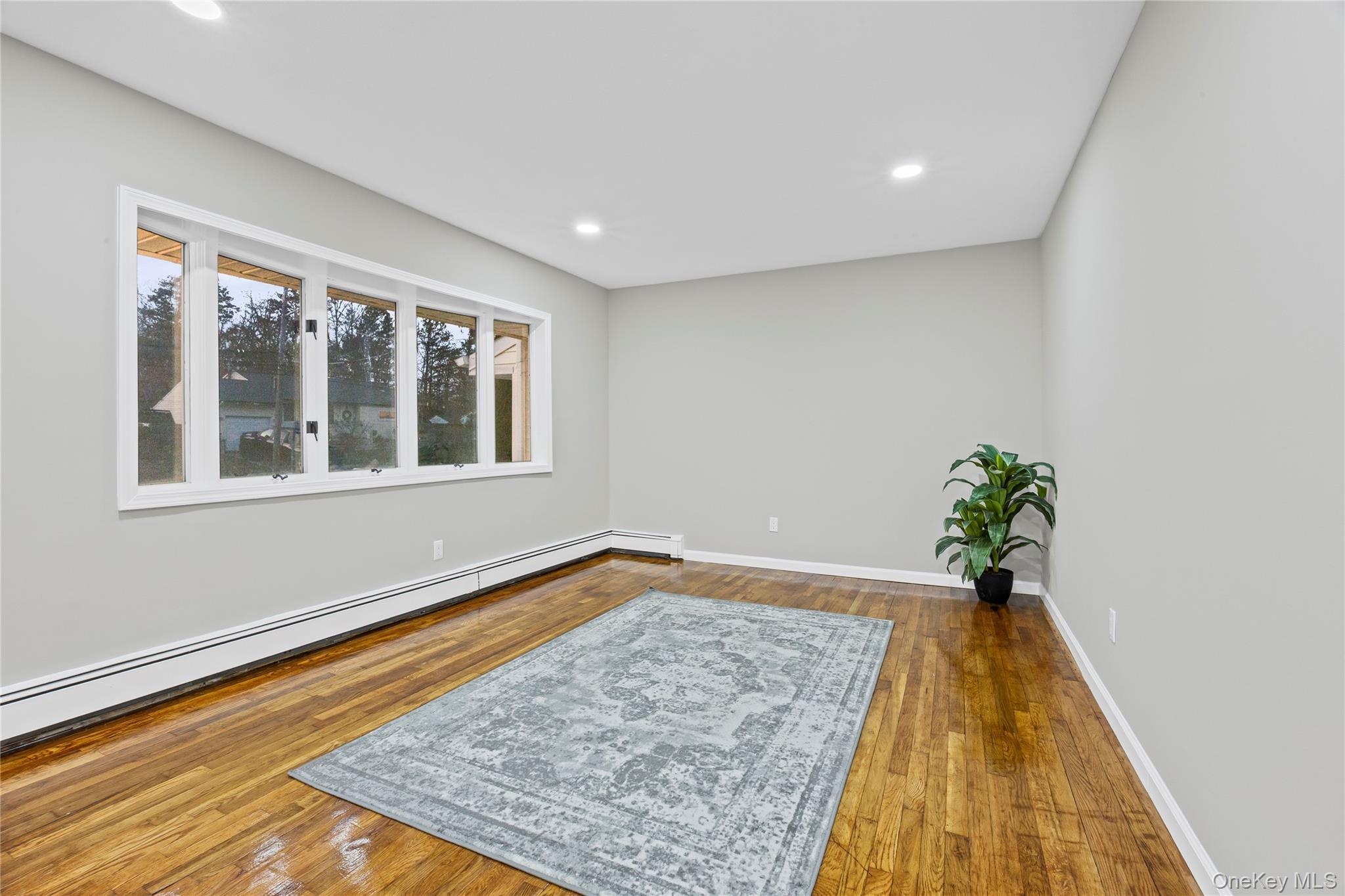 Single Family Hilltop Suffolk County, NY 11717, MLS-939512-3