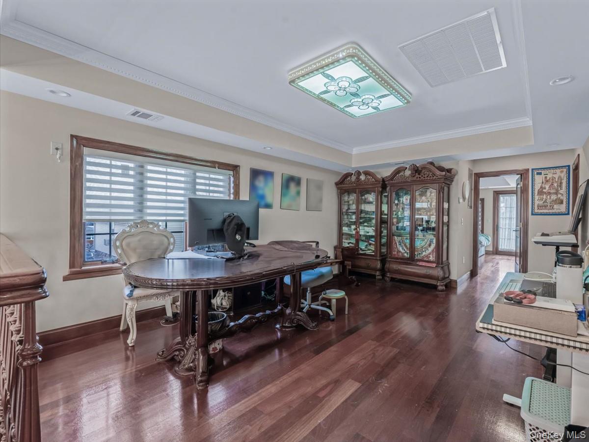 Single Family 45th  Queens, NY 11361, MLS-939584-10