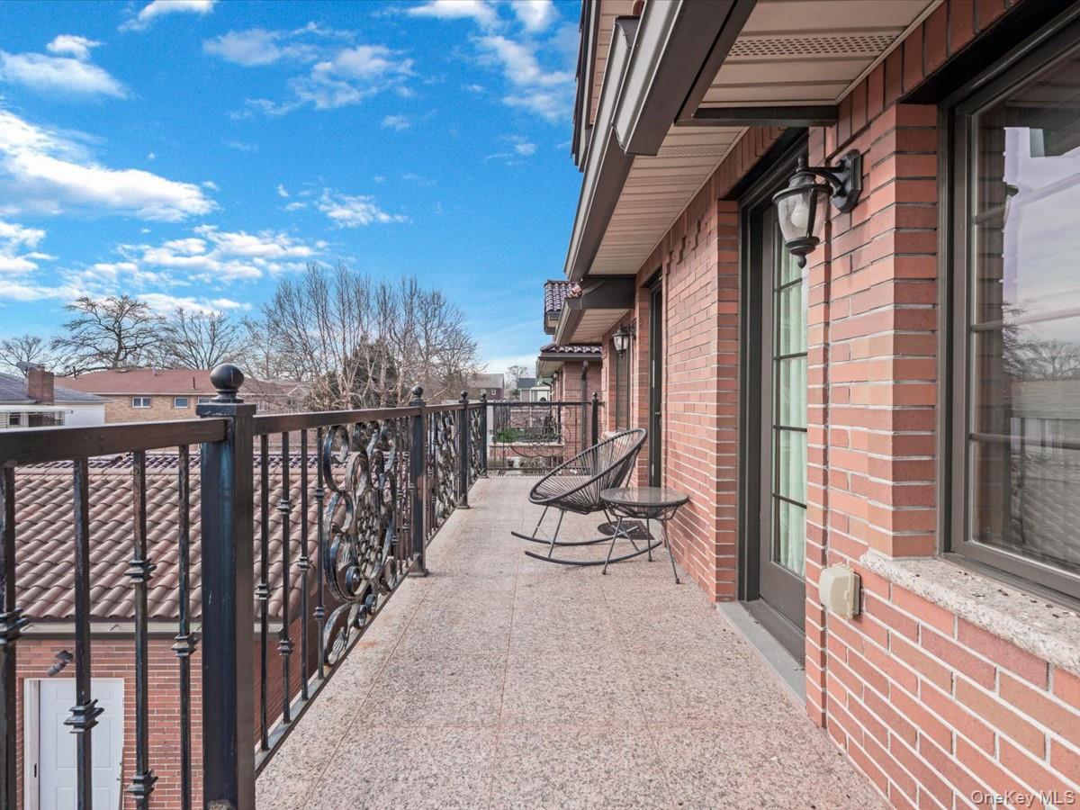 Single Family 45th  Queens, NY 11361, MLS-939584-17