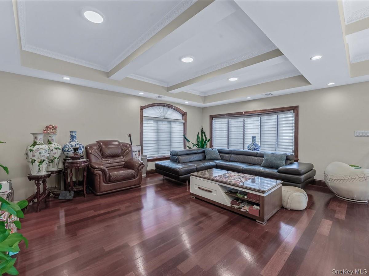 Single Family 45th  Queens, NY 11361, MLS-939584-8