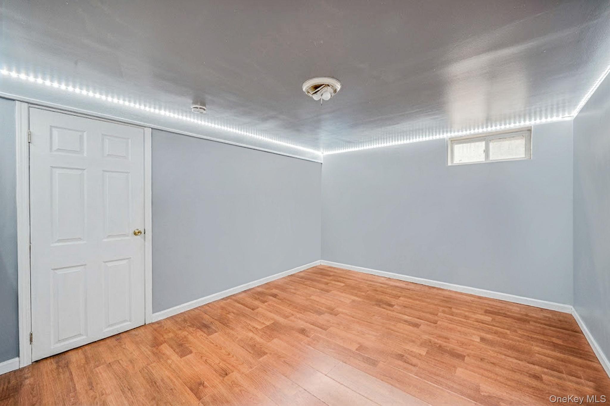 Single Family Satinwood Suffolk County, NY 11722, MLS-939601-19