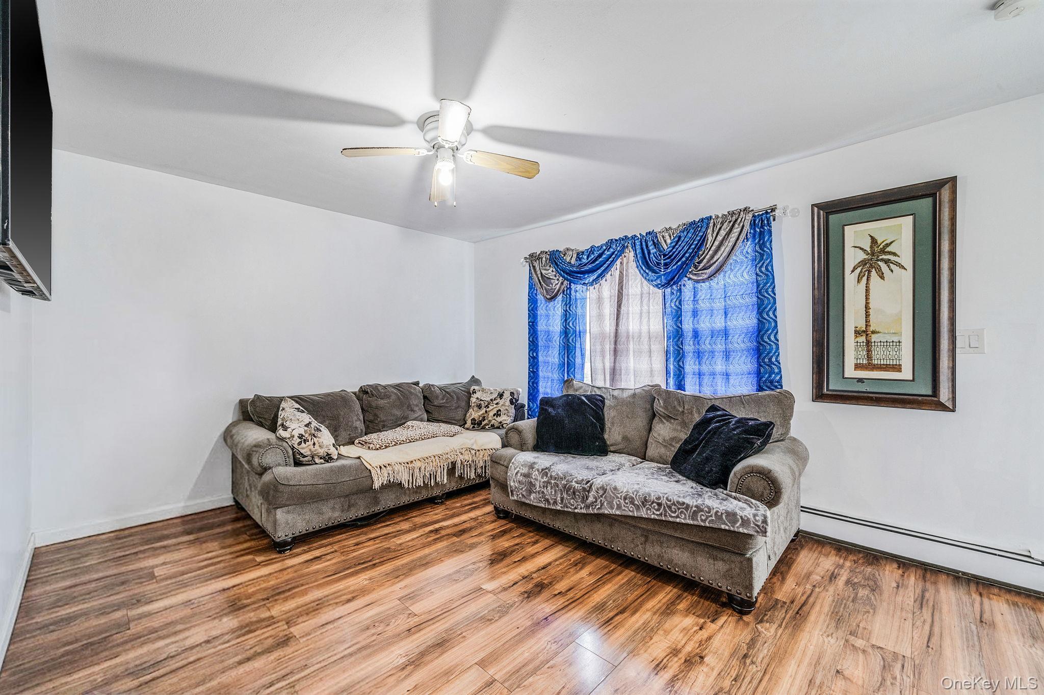 Single Family Satinwood Suffolk County, NY 11722, MLS-939601-5