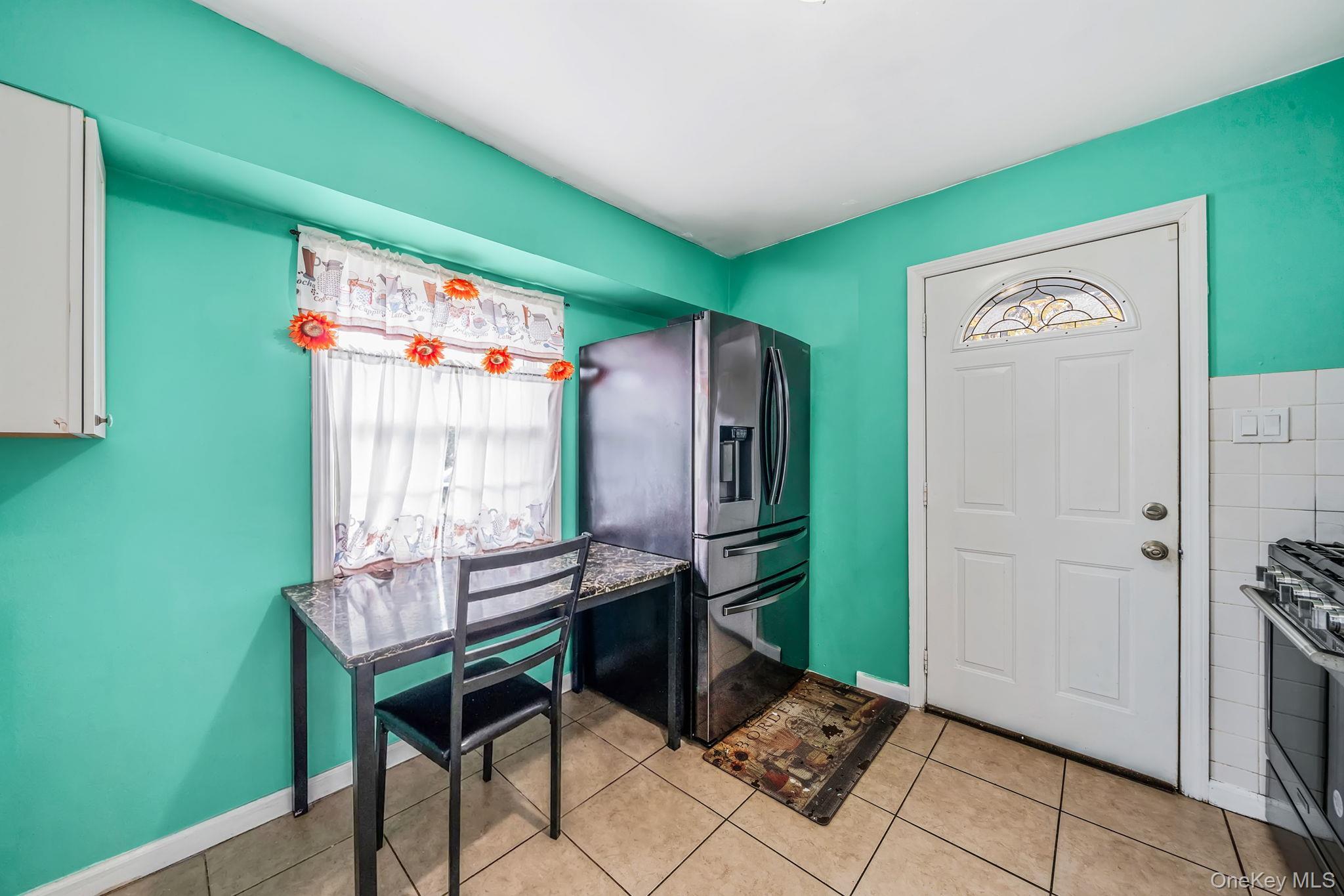 Single Family Satinwood Suffolk County, NY 11722, MLS-939601-6