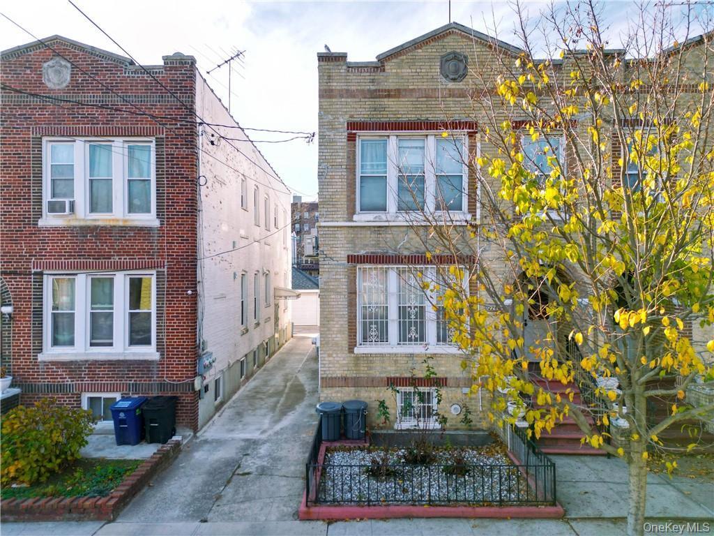 Single Family 22nd  Brooklyn, NY 11229, MLS-939609-28