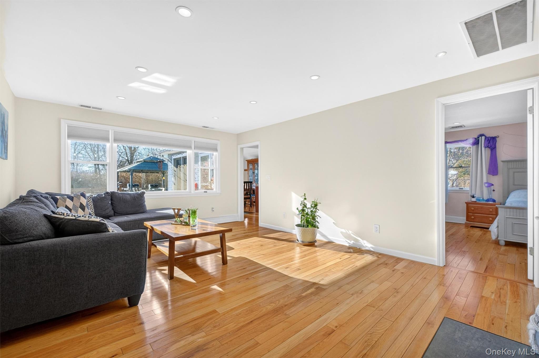 Single Family Hamilton  Putnam County, NY 10512, MLS-939613-10