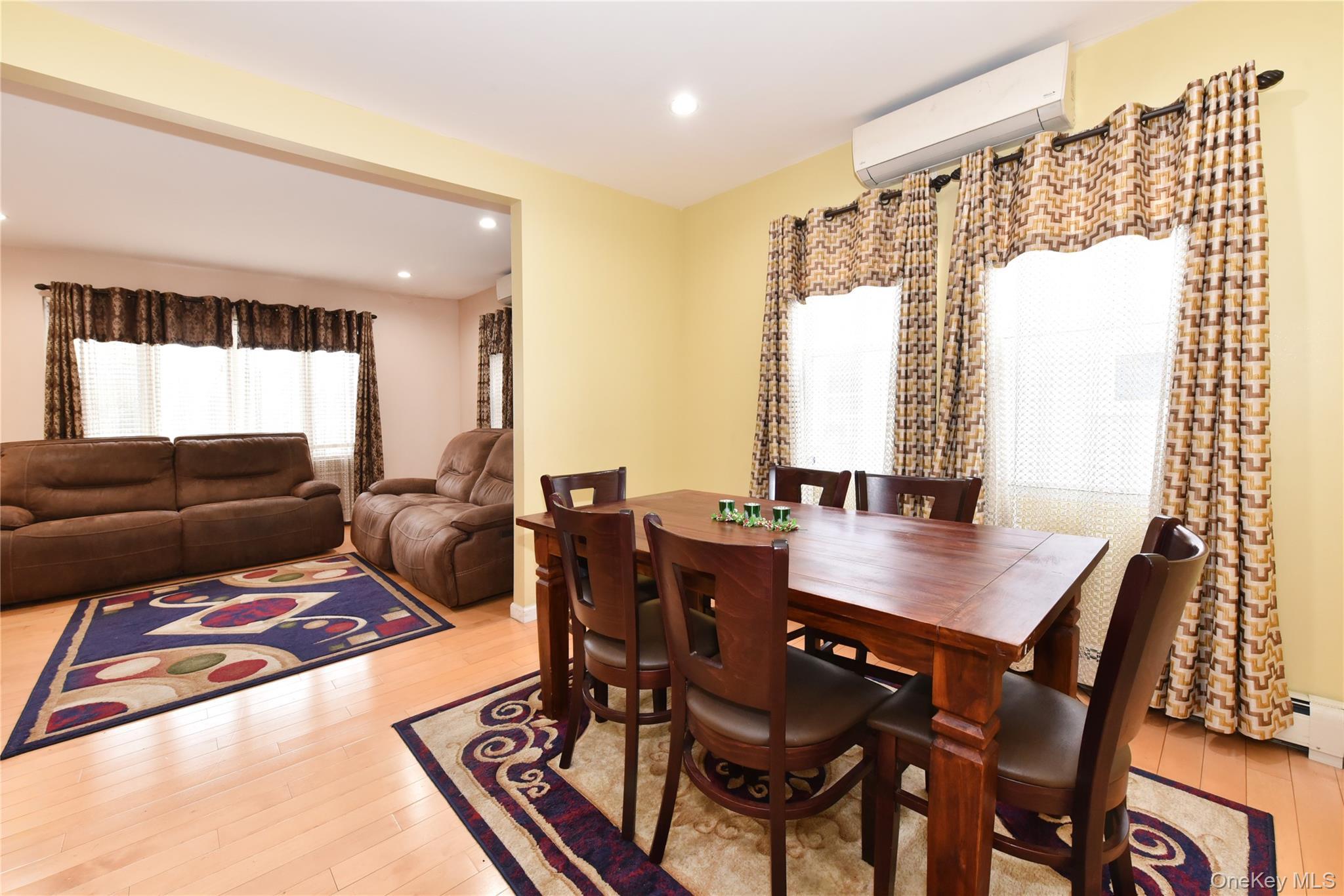 Single Family Stewart Nassau County, NY 11550, MLS-939619-13