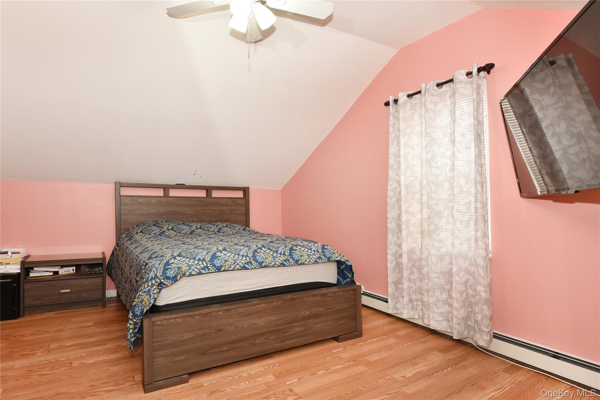 Single Family Stewart Nassau County, NY 11550, MLS-939619-21