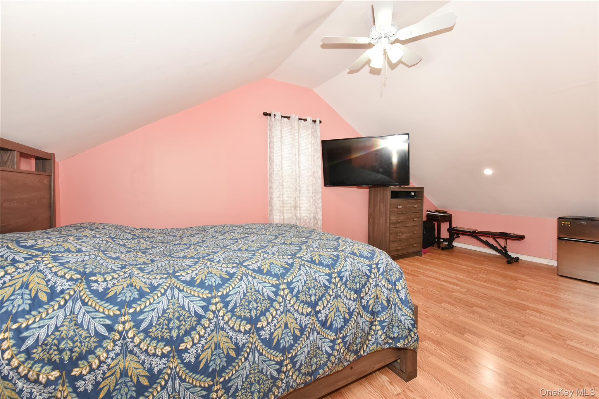 Single Family Stewart Nassau County, NY 11550, MLS-939619-22