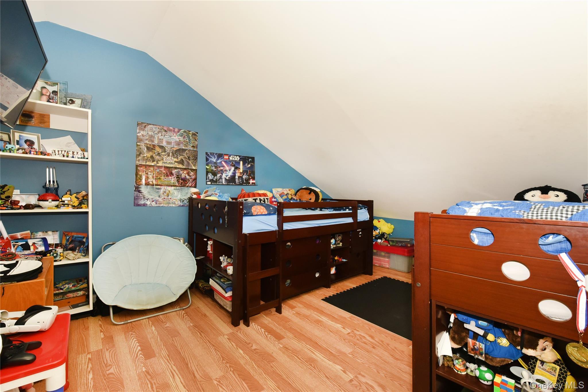 Single Family Stewart Nassau County, NY 11550, MLS-939619-23